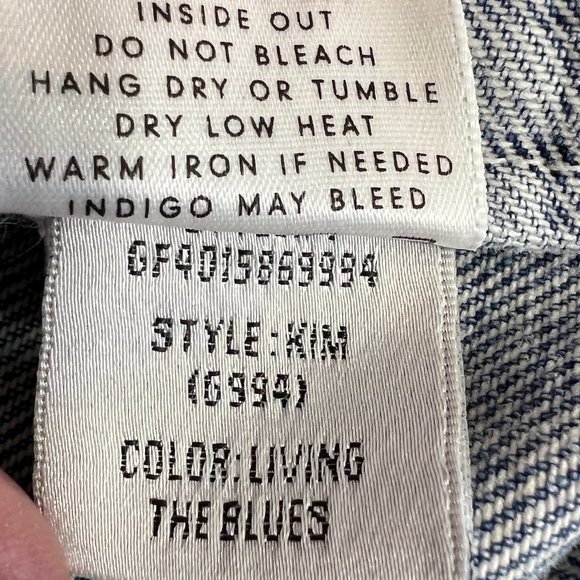 Like new GRLFRND 'Kim' 100% Cotton Denim Jacket in 'Living The Blues' Sz… - Picture 9 of 11